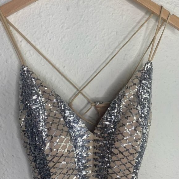 Windsor silver and tan sequins cocktail party open back straps dress size L  NWT - Picture 4 of 15